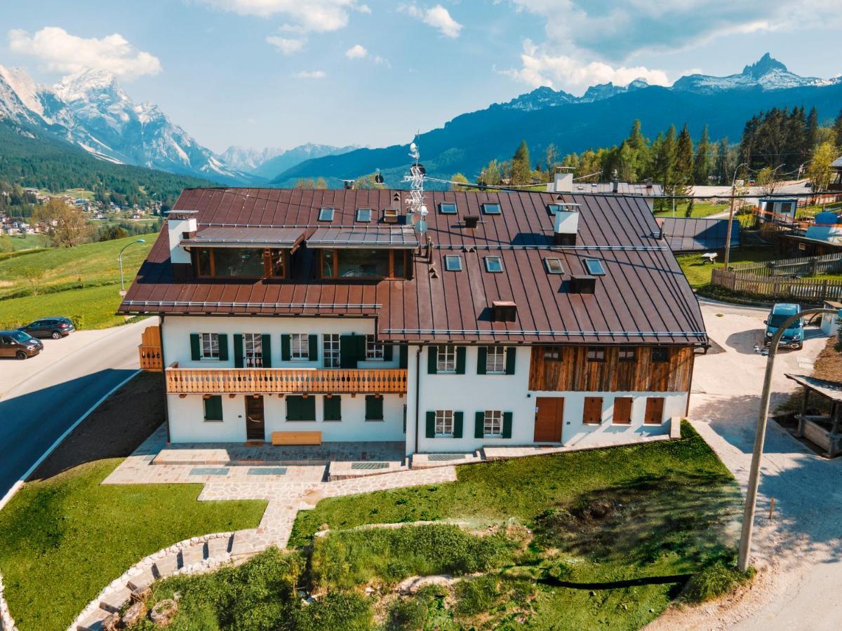 Chalet Socrepes - Dolomiti Skyline Cortina dʼAmpezzo Extérieur photo